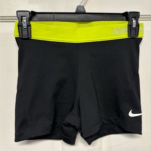 Women’s Nike Pro Dri-Fit Spandex Shorts Size Medium